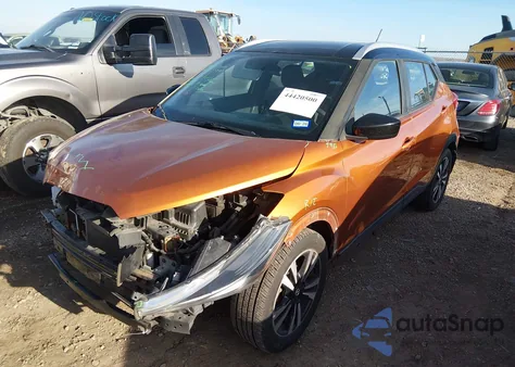 2019 Nissan Kicks Sv z USA, uszkodzony, nr VIN 3N1CP5CU4KL516519